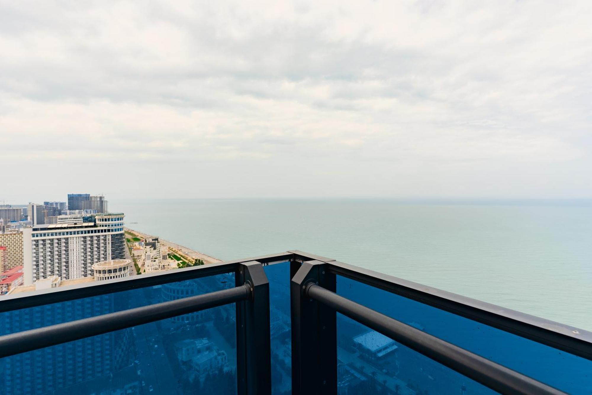 Habiby Orbi City Batumi Bagian luar foto