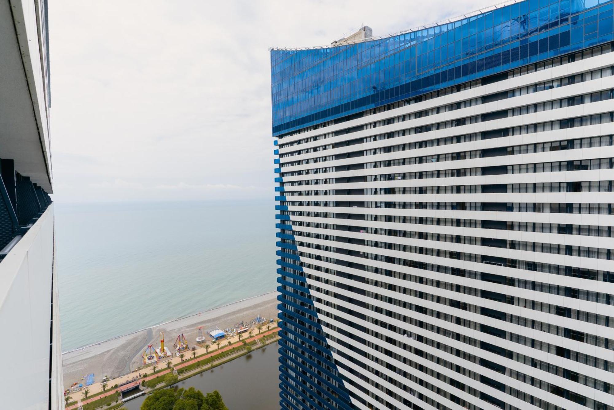 Habiby Orbi City Batumi Bagian luar foto