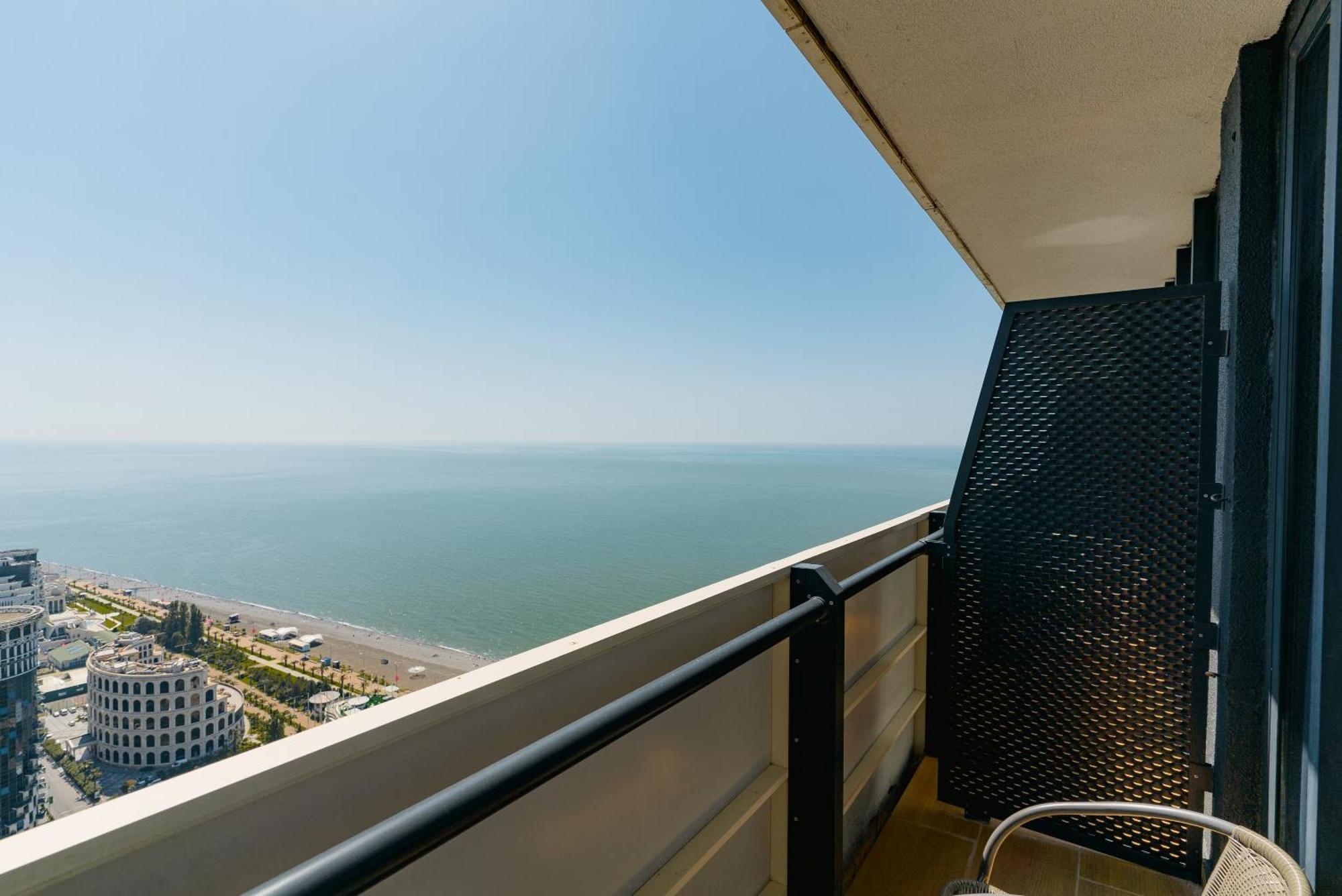 Habiby Orbi City Batumi Bagian luar foto